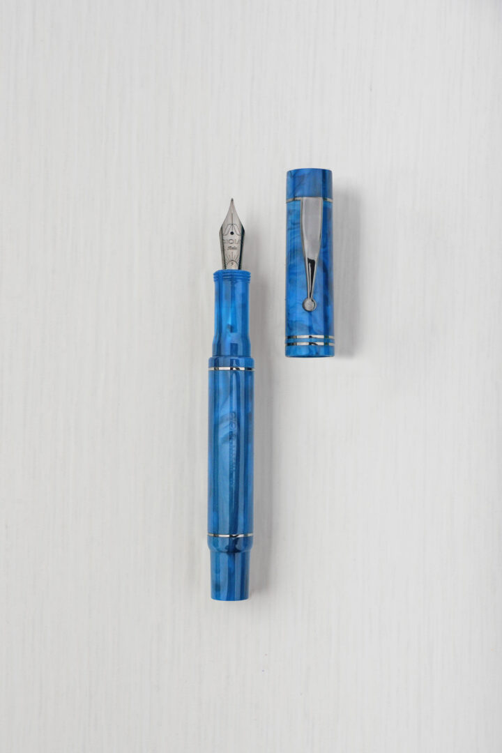 Gioia Grotta Azzurra Fountain Pen Ruthenium Trim | Extra Fine
