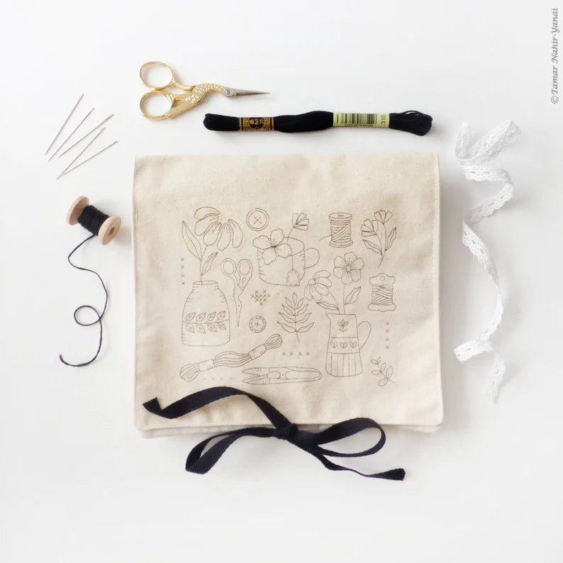 Embroidery To-go Bag - Tools and Vase (Black thread included)