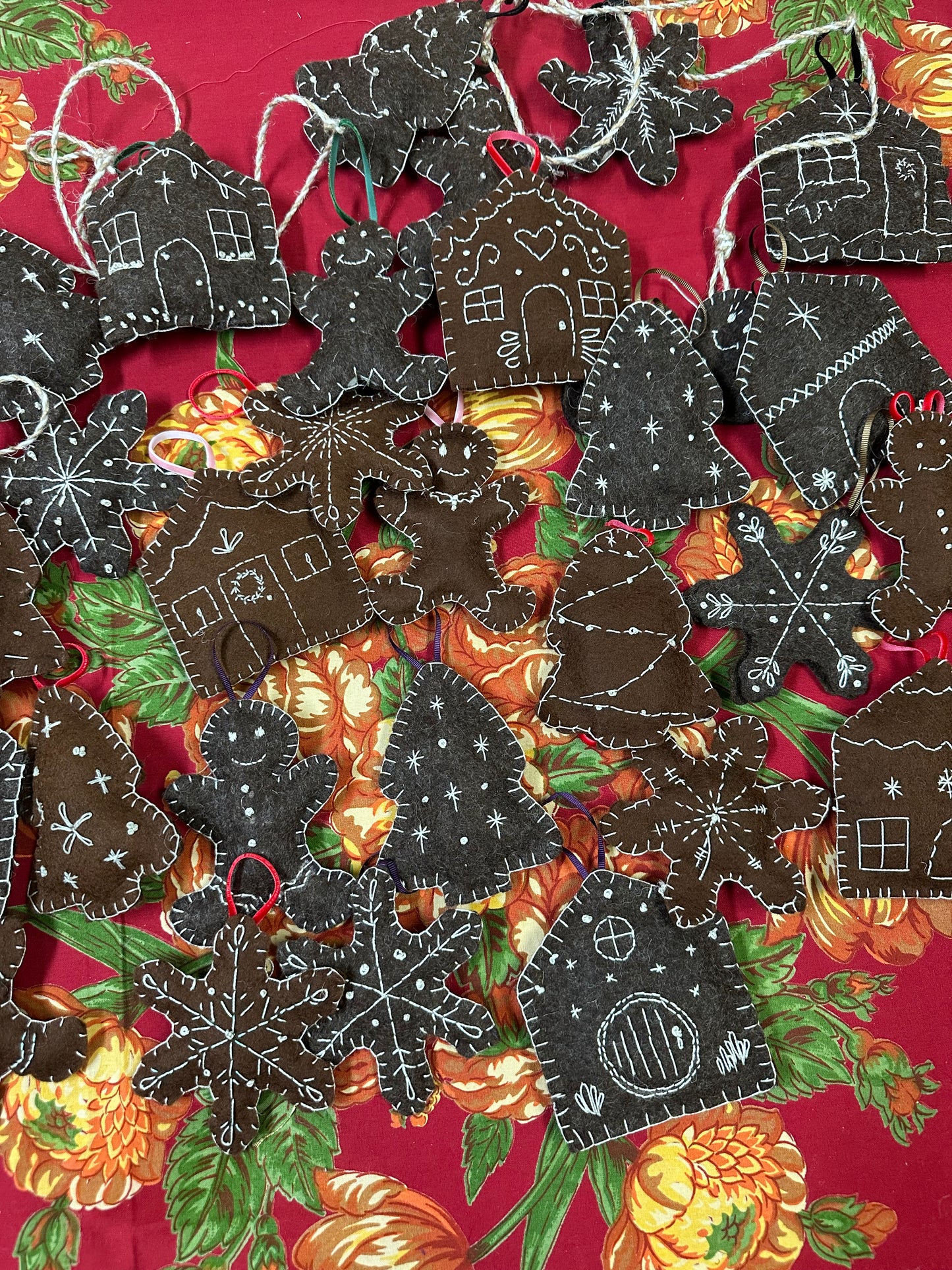 Felt Gingerbread Garland (Adults & Teens)