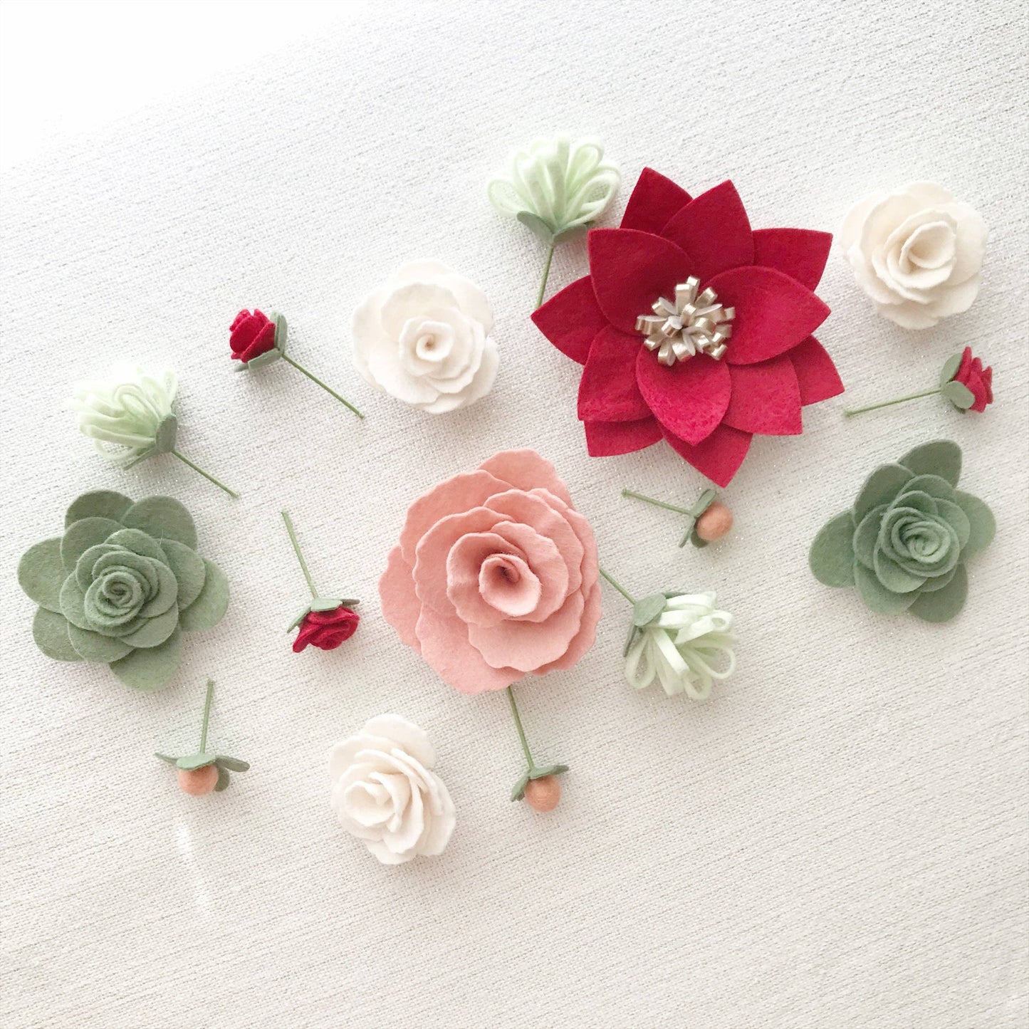 Felt Flower Craft Kit | Holly Jolly Poinsettia