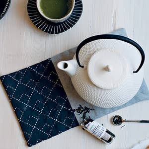 Sewing Happiness: A Year of Simple Projects for Living Well