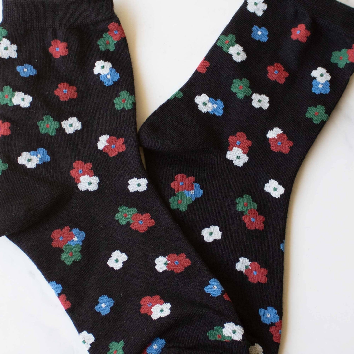 Women's Little Flower Garden Socks