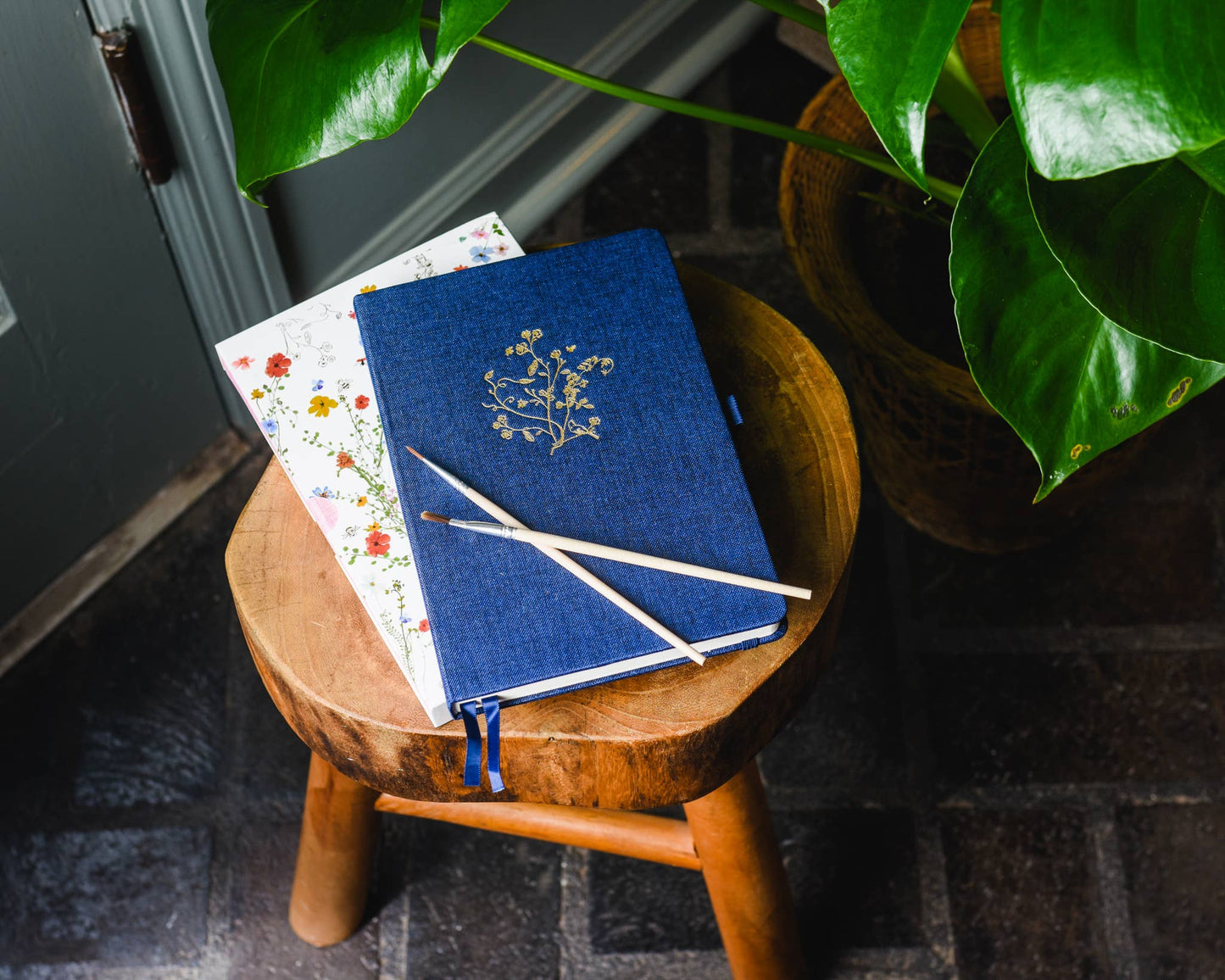 Gold Floral Embossed Linen Cover Sketchbook
