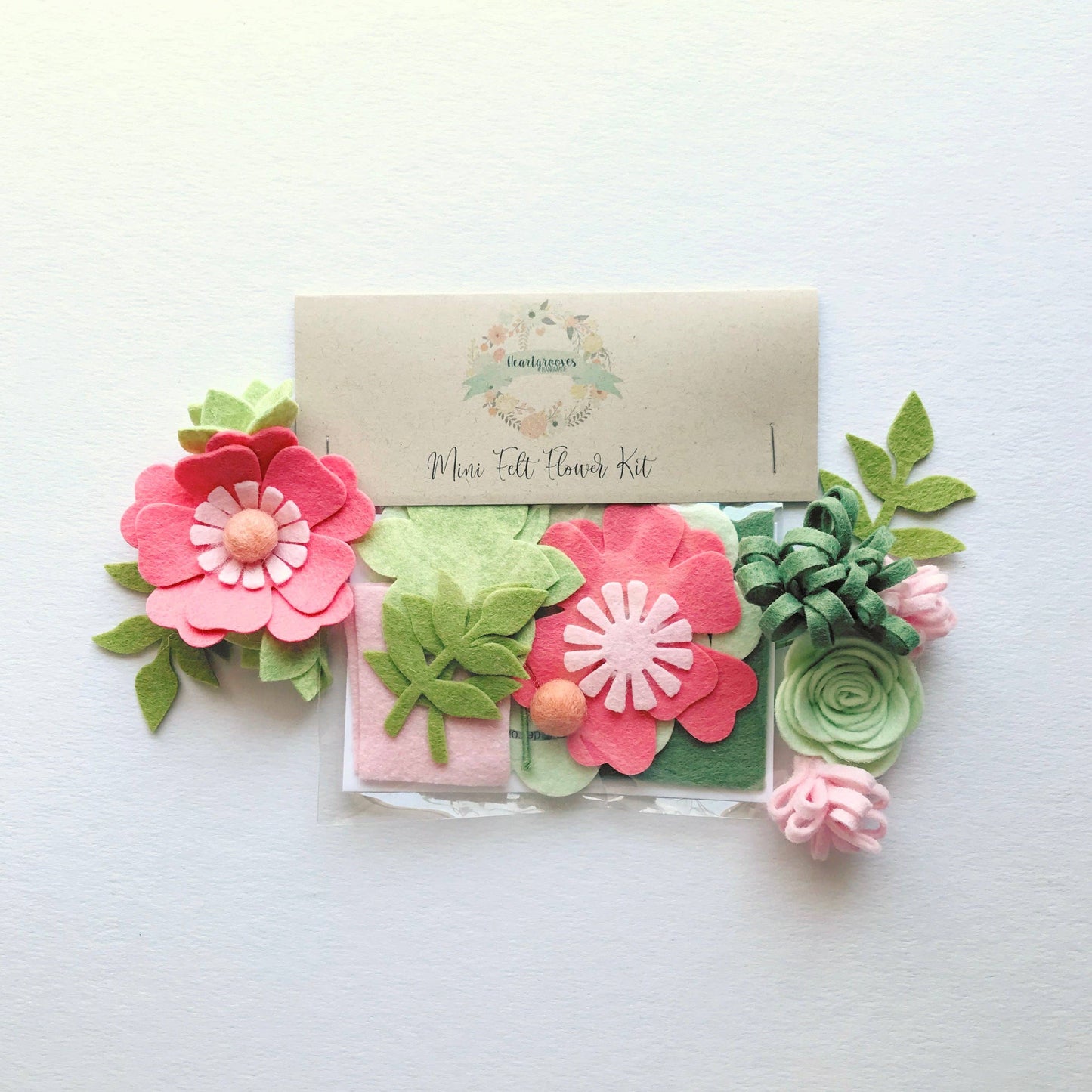 Mini Felt Flower Craft Kit | Coral Sage