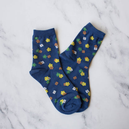 Women's Little Flower Garden Socks