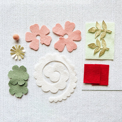 Mini Felt Flower Craft Kit | Holly Jolly Holiday Collection