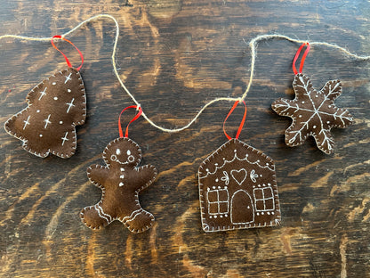 Felt Gingerbread Garland (Adults & Teens)