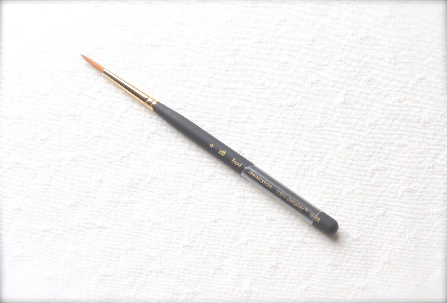 Princeton Grainer 3/8 “ Mini Detailer Taklon Watercolor Brush. (Grass Brush)
