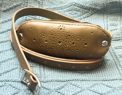 Traditional Knitting Belt By Carson Kent
