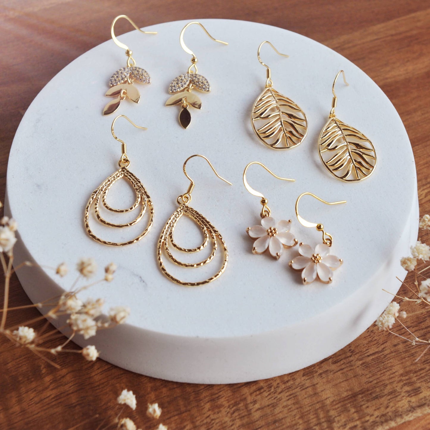 CHARLOTTE, Beautiful Flower Dangle Earrings