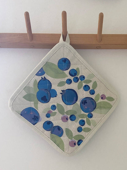 Very Berry Blueberry Pot Holder