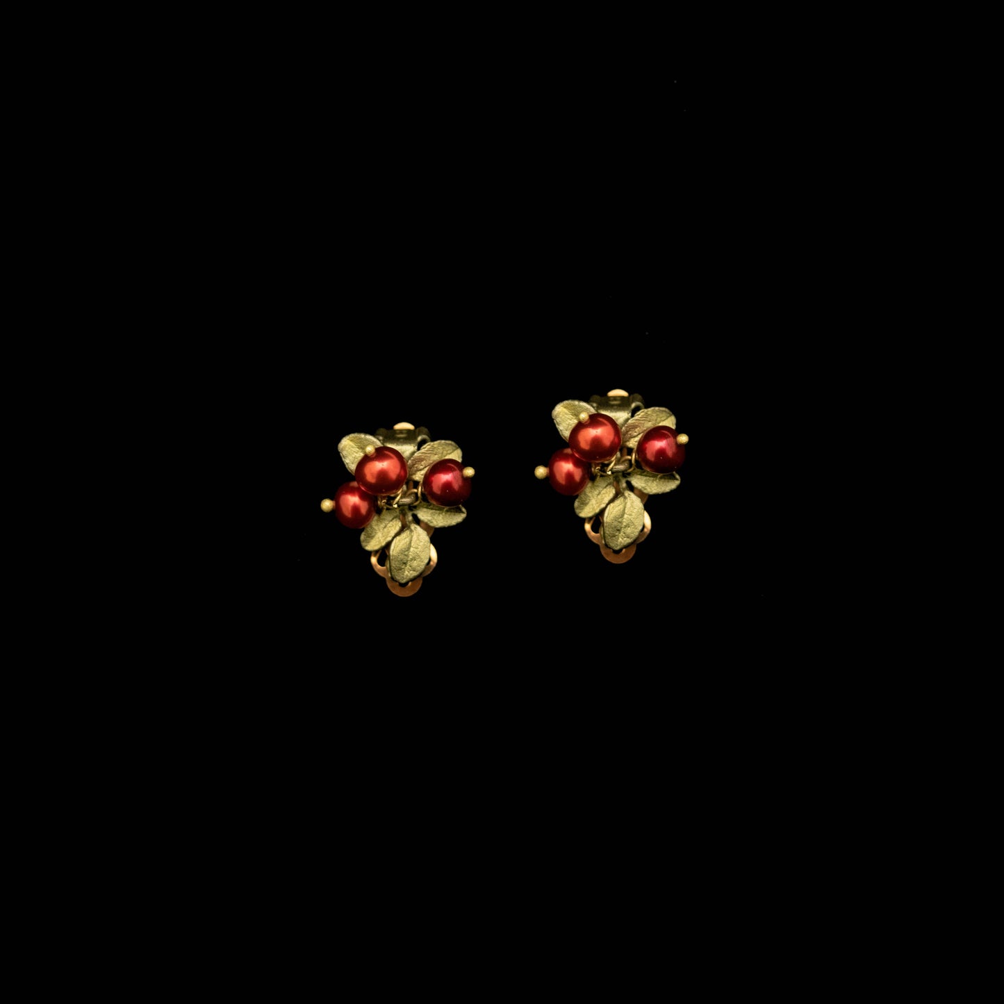 Cranberry 3 Stone Clip Earrings