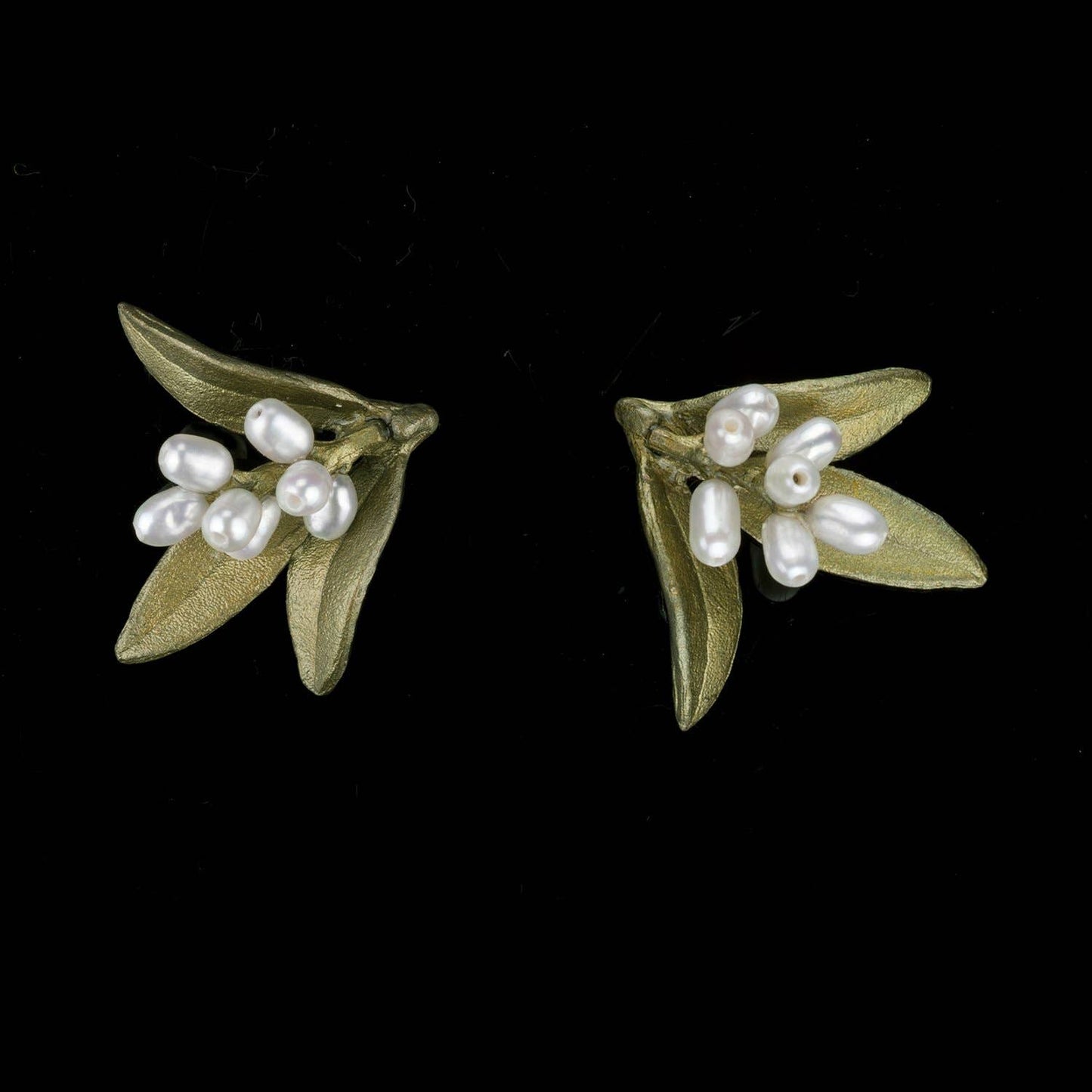 Flowering Myrtle Post Earrings
