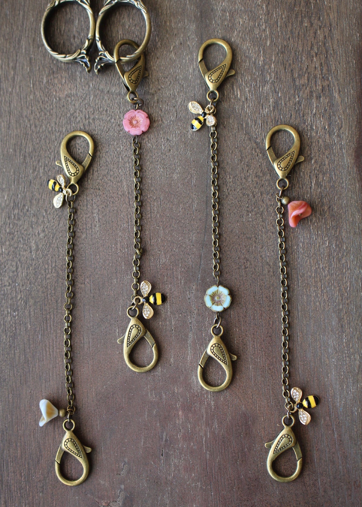 Bee and Bloom Scissor Chains