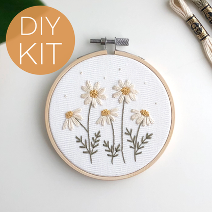 Daisies Embroidery Kit, 4” beginner embroidery craft kit