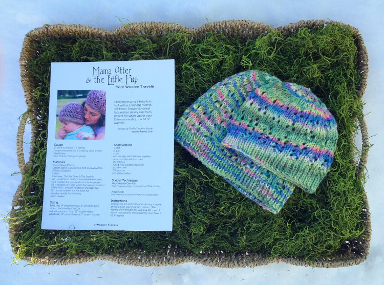 Mama Otter & the Little Pup Pattern