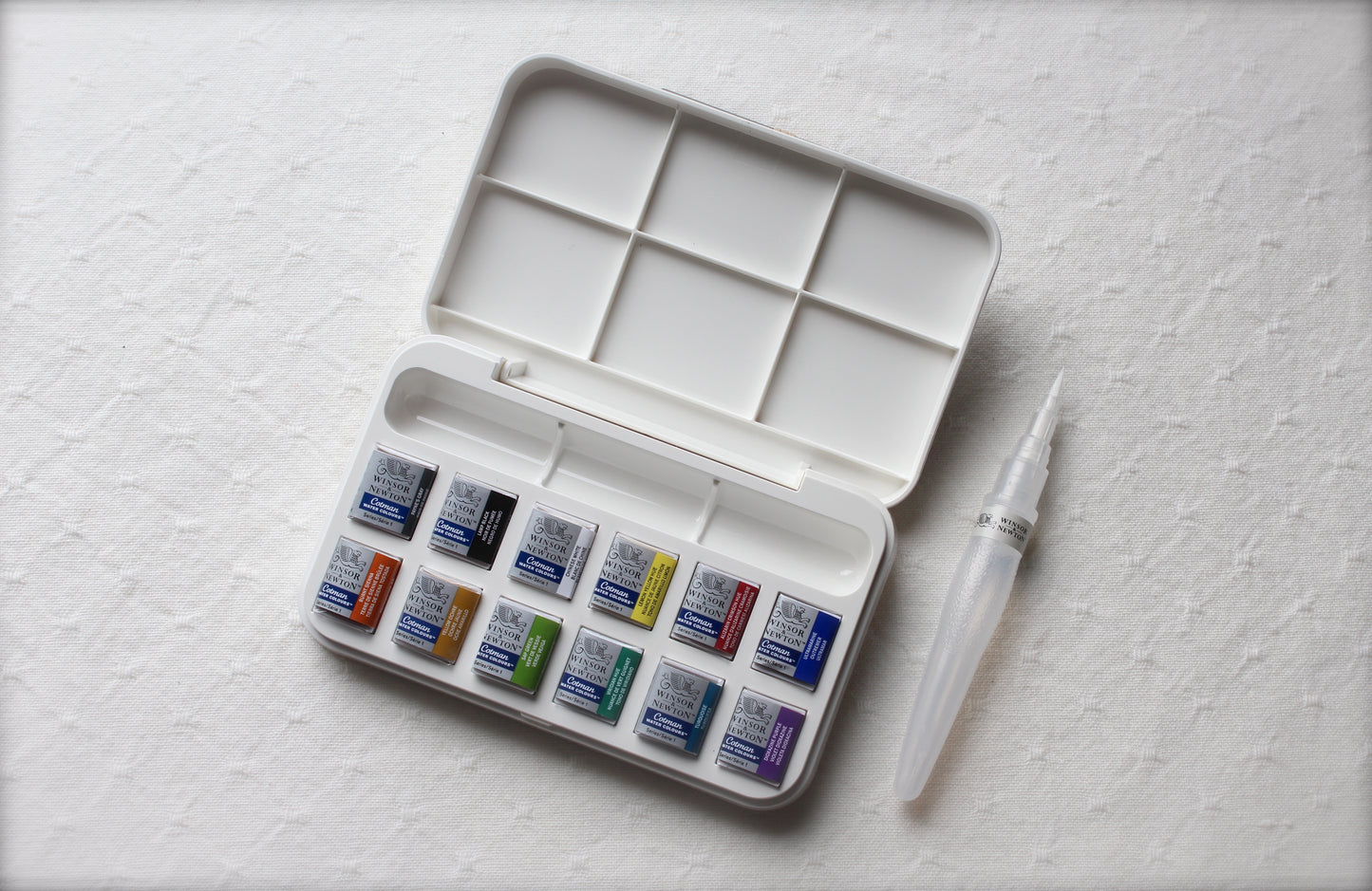 Winsor & Newton - Cotman Water Colour Paint Box – The Net Loft