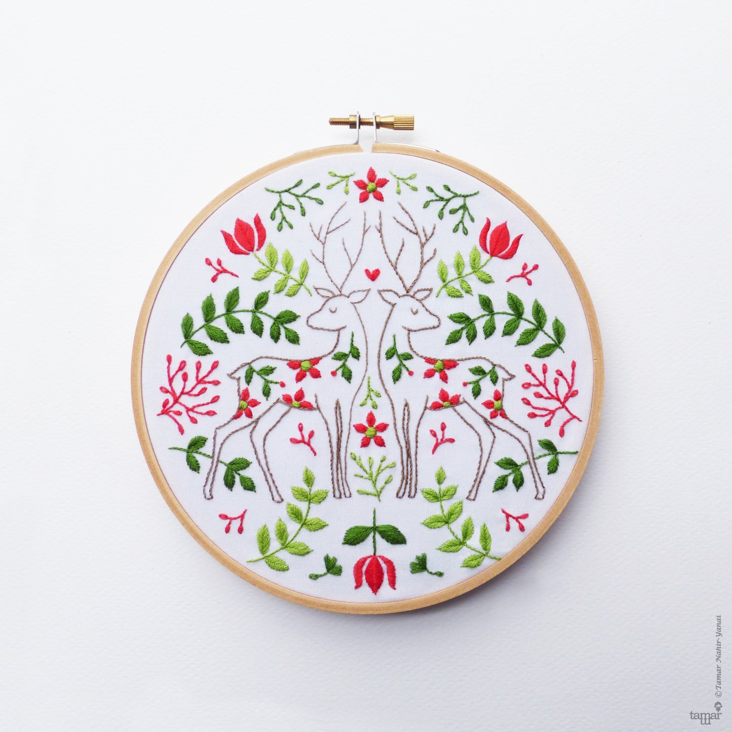 Two Christmas Deer 6" Embroidery Kit